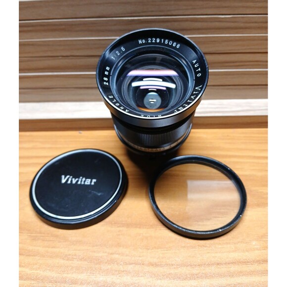 Vivitar Auto Wide-Angle 28mm 1:2.5 Camera Lens Auto 67mm fits MINOLTA japan - Picture 1 of 6